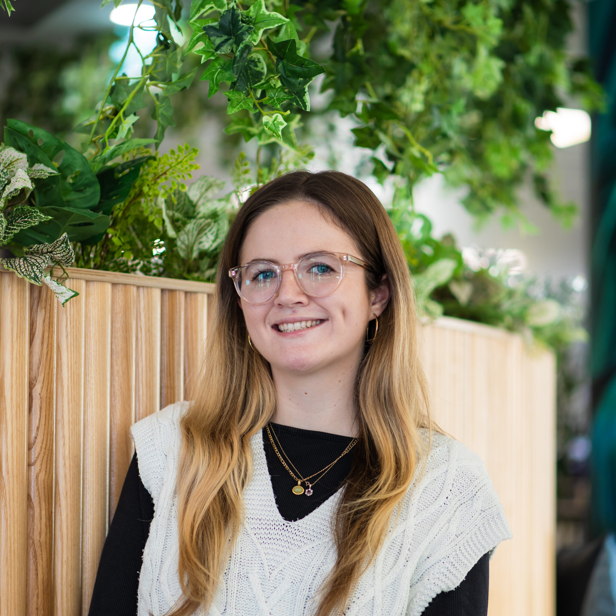 Lucy Norton Headshot